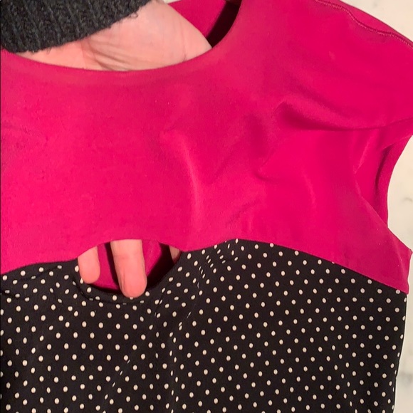 Eva Varro knee length polka dot dress. - Picture 10 of 11